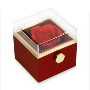 Wieczna róża w pudełku